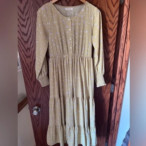 Roolee | Yellow/Tan Tiered Dress | Purple Floral Print - Picture 2 of 4